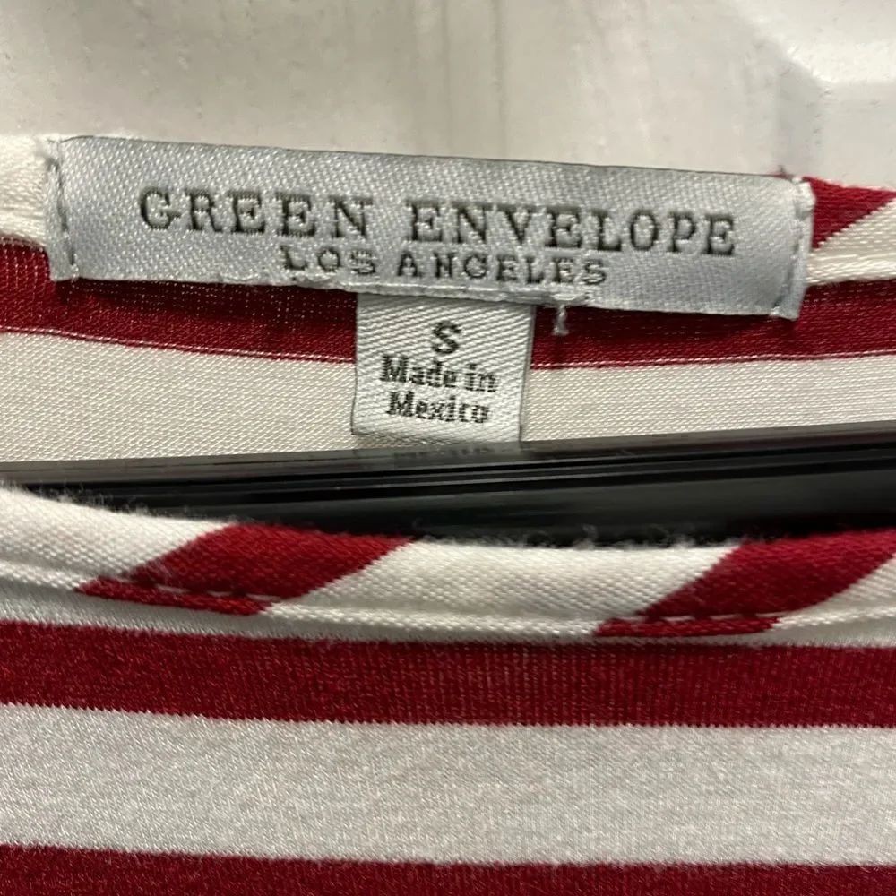 Red and white strip tee - Picture 2 of 3